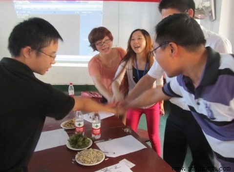 2012081163722081.jpg 2012081163722081.jpg